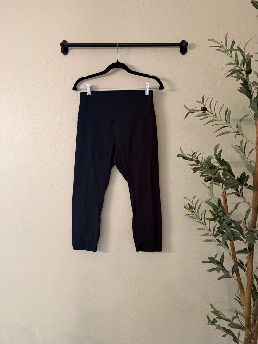 Lululemon Align Black Cropped Leggings